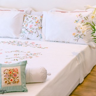 King size duvet cover embroidered with peach blossom